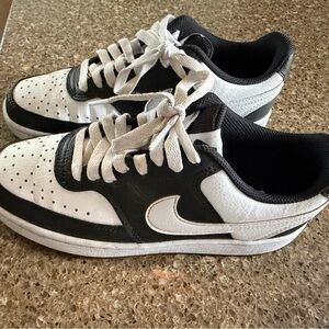 Nike Court Vision Low Next Nature "Panda" Black/White – Women's 7 / Kids 6